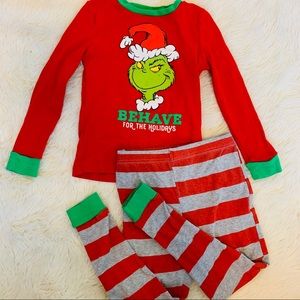Boy's Dr. Seuss The Grinch Pajama Set